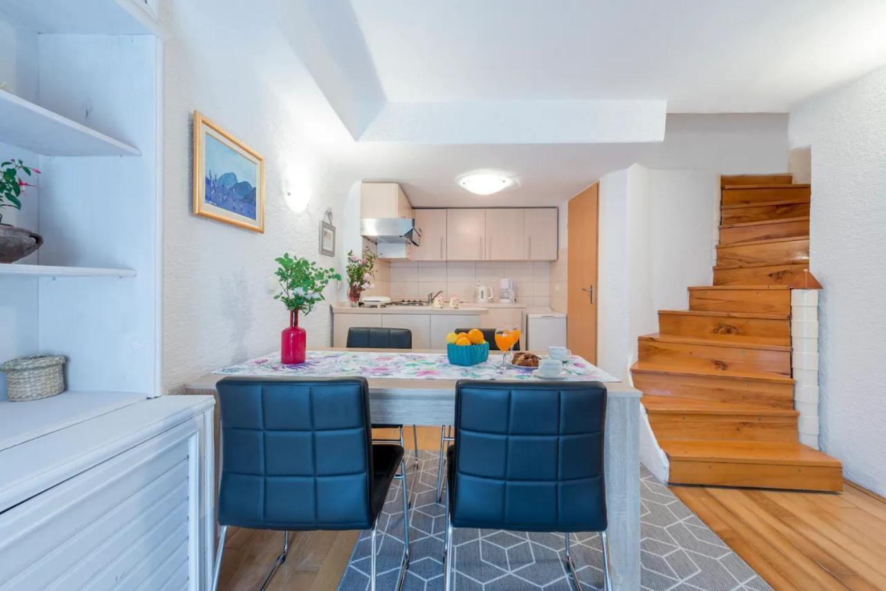 Kris Apartment